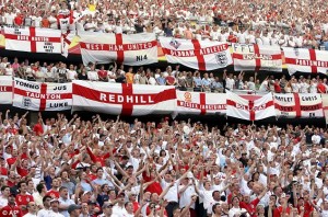 Torcida inglesa na Copa do Mundo. Fonte:www.dailymail.co.uk